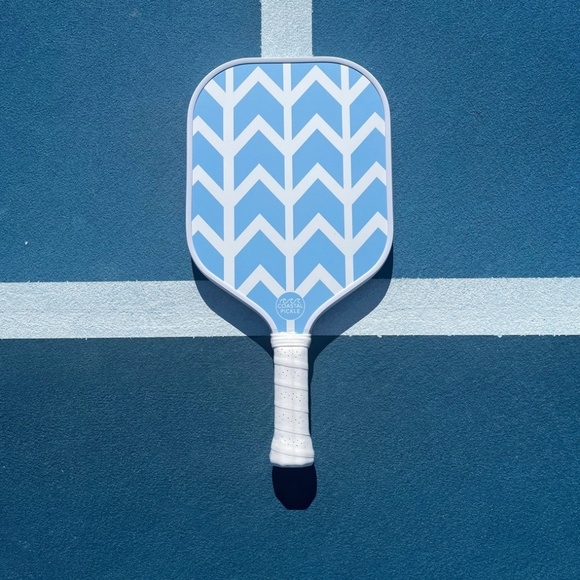 Poolside Designer Pickleball Paddle - Picture 2 of 5